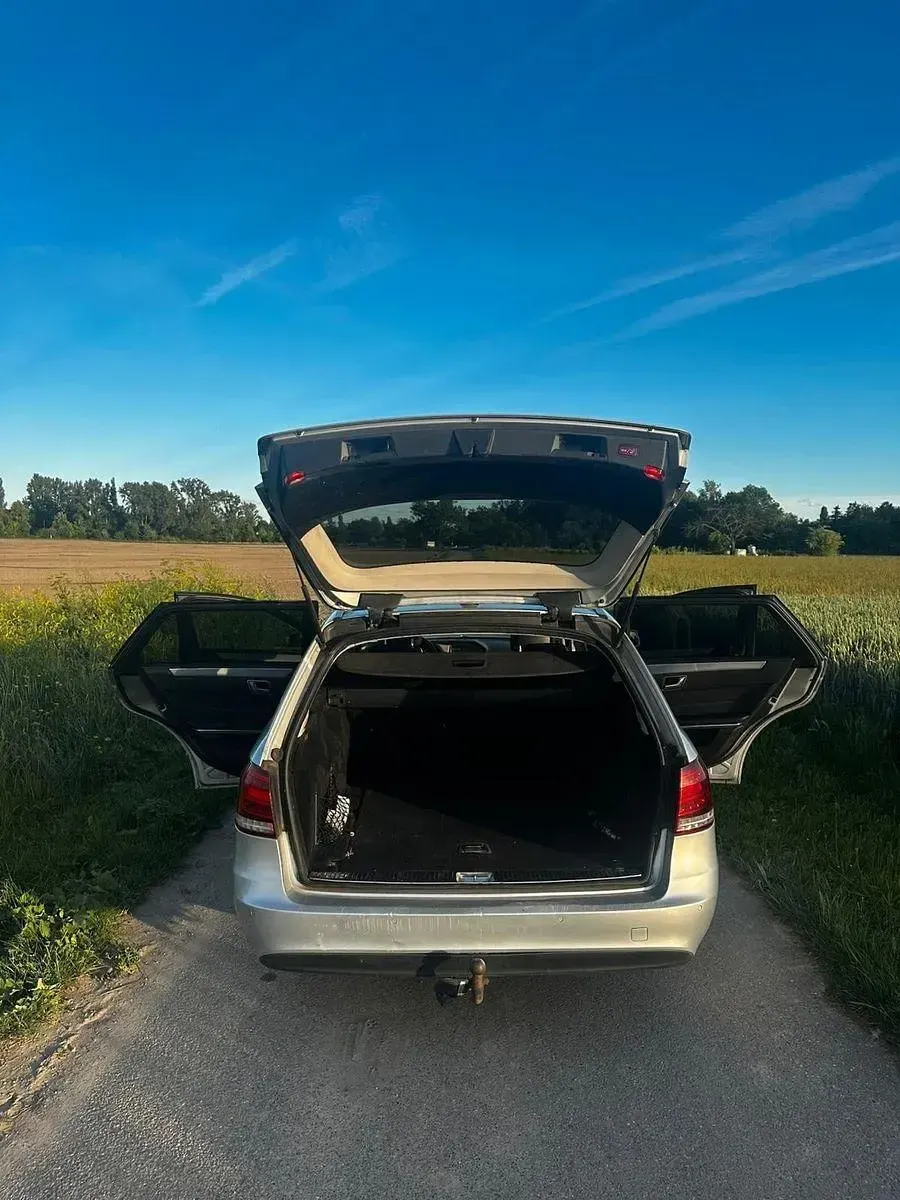 Gebraucht Mercedes E250 204 PS (150 kW) 2016 Silber Kombi