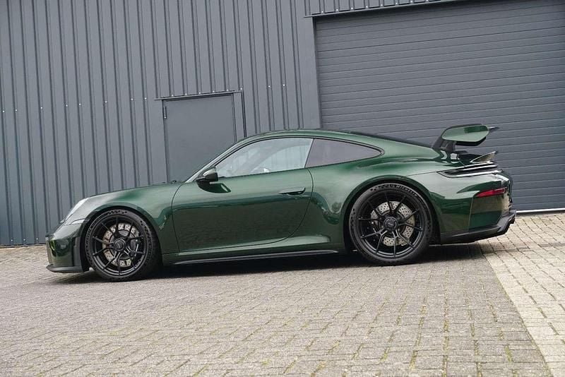 Neu Porsche 911 GT3 510 PS (375 kW) 2026 Oakgrünmetallic neo Coupé
