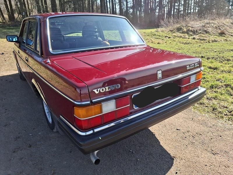 Gebraucht Volvo 240 86 PS (63 kW) 1986 Rot Limousine