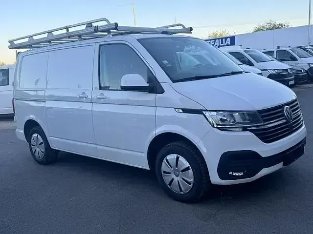 Gebraucht VW Transporter 150 PS (110 kW) 2022 Weiß Van