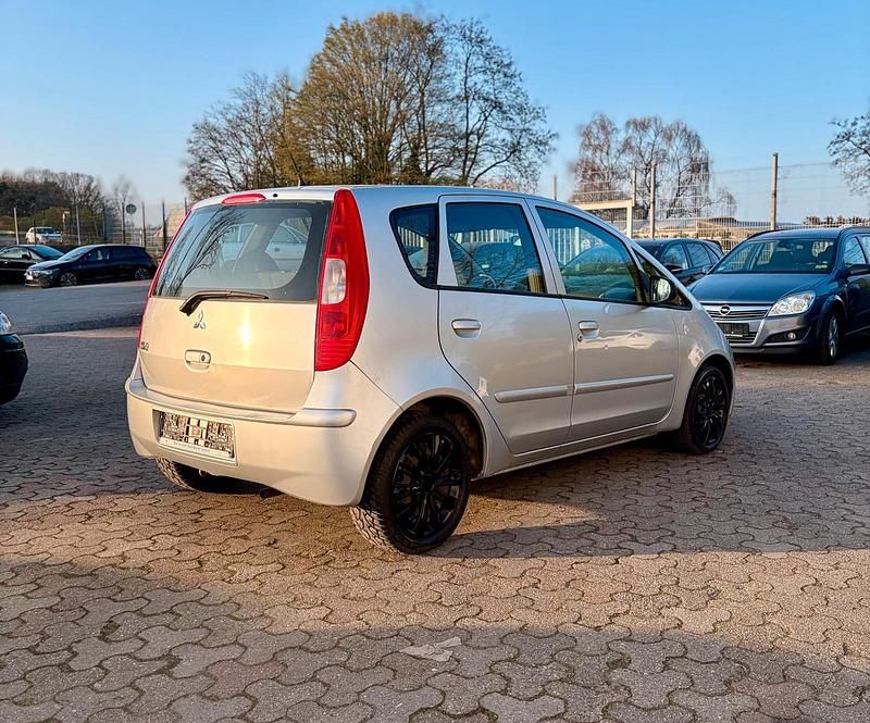 Gebraucht Mitsubishi Colt 75 PS (55 kW) 2005 Grau Kleinwagen