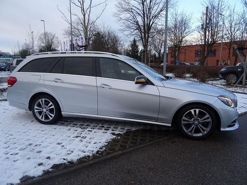 Gebraucht Mercedes E200 184 PS (135 kW) 2015 Silber Kombi