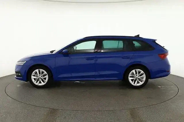 Gebraucht Skoda Octavia Ambition 150 PS (110 kW) 2020 Blau Kombi