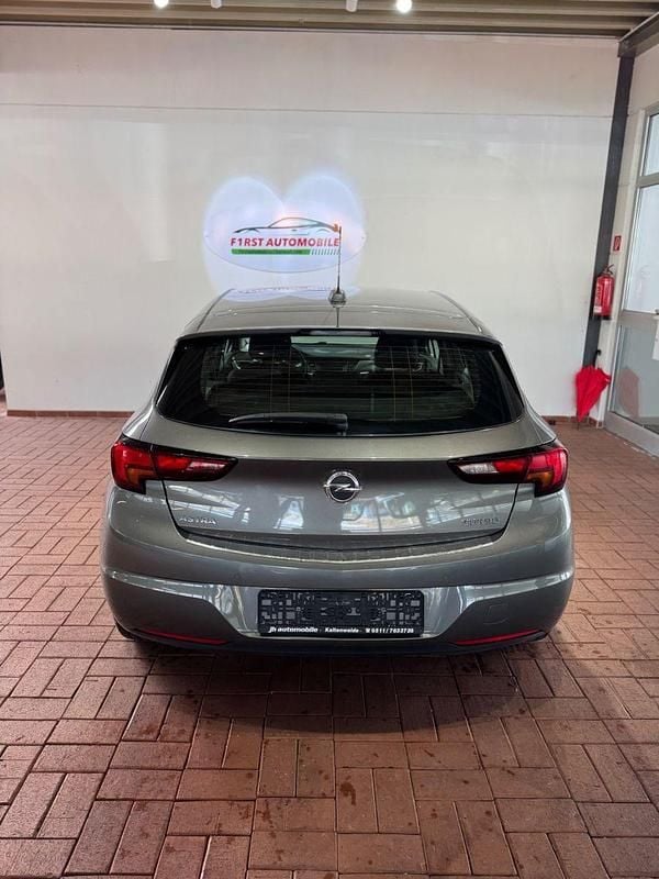 Gebraucht Opel Astra Edition 150 PS (110 kW) 2017 Grau Kleinwagen