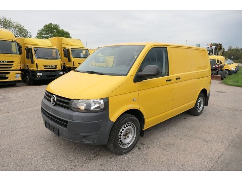 Gebraucht VW T5 84 PS (61 kW) 2013 Ginstergelb r1032 Van