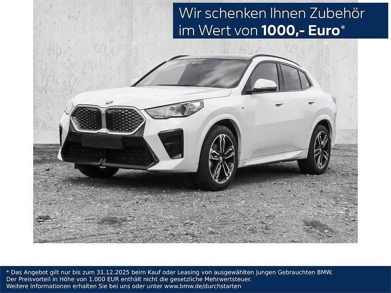 Weiß Neu 2025 BMW iX2 M Sport SUV | 45.970 € (Superpreis) - Bild 1/4