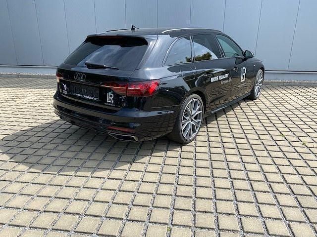 Gebraucht Audi A4 Competition 204 PS (150 kW) 2024 Mythosschwarz metallic Kombi