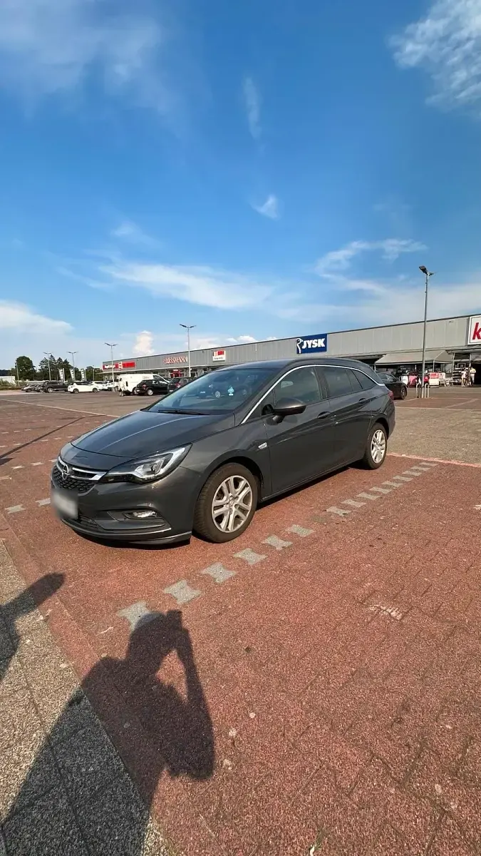 Gebraucht Opel Astra 110 PS (80 kW) 2016 Andere farben Kombi