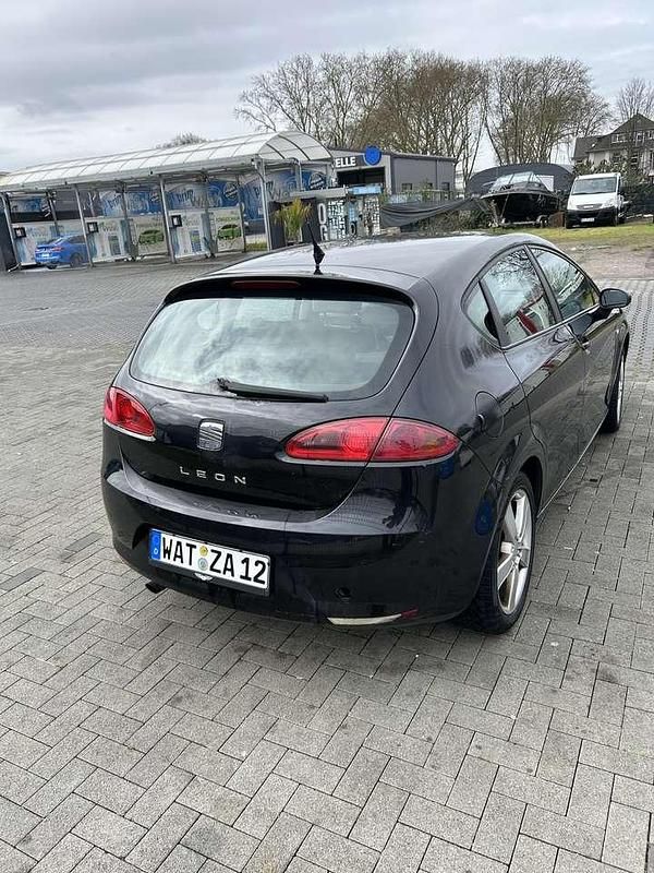 Usata Seat Leon 105 CV (77 kW) 2005 Utilitaria