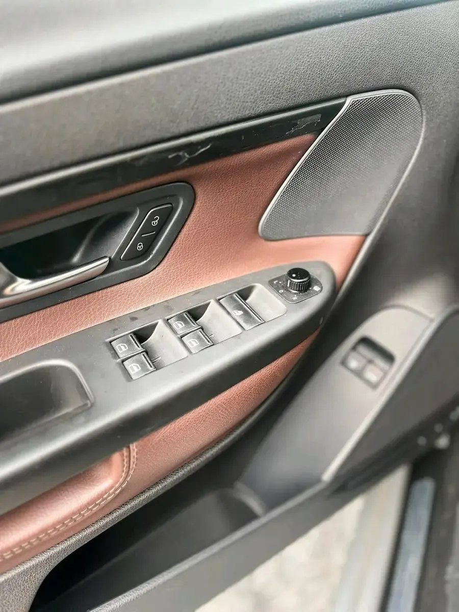 Gebraucht VW Eos 122 PS (89 kW) 2009 Silber Cabrio