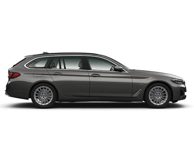 Gebraucht BMW 530e 292 PS (214 kW) 2022 Grau Kombi