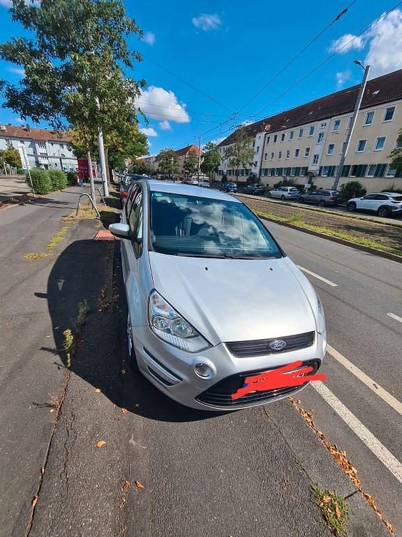 Gebraucht Ford S-MAX S 116 PS (85 kW) 2011 Silber Van / Kleinbus