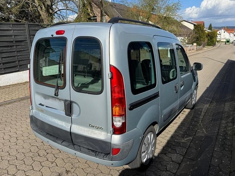 Gebraucht Renault Kangoo 95 PS (69 kW) 2007 Silber Van / Kleinbus