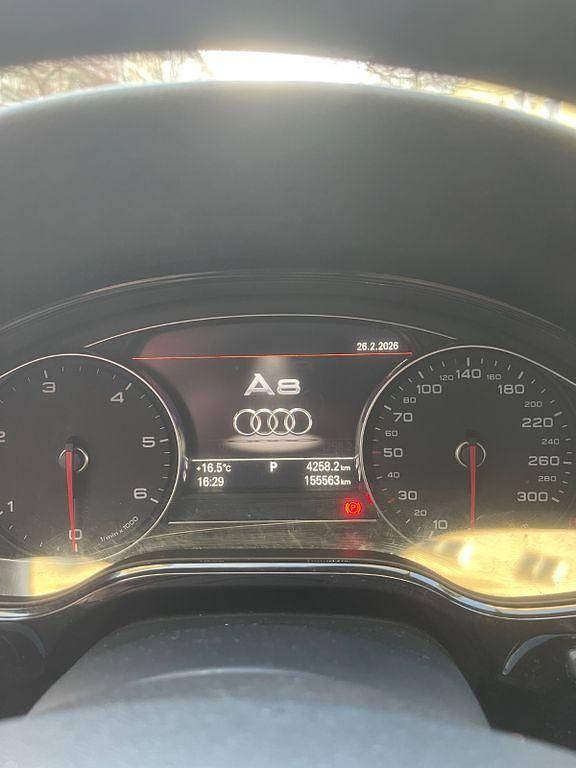 Gebraucht Audi A8 Ambiente 258 PS (189 kW) 2014 Schwarz Limousine