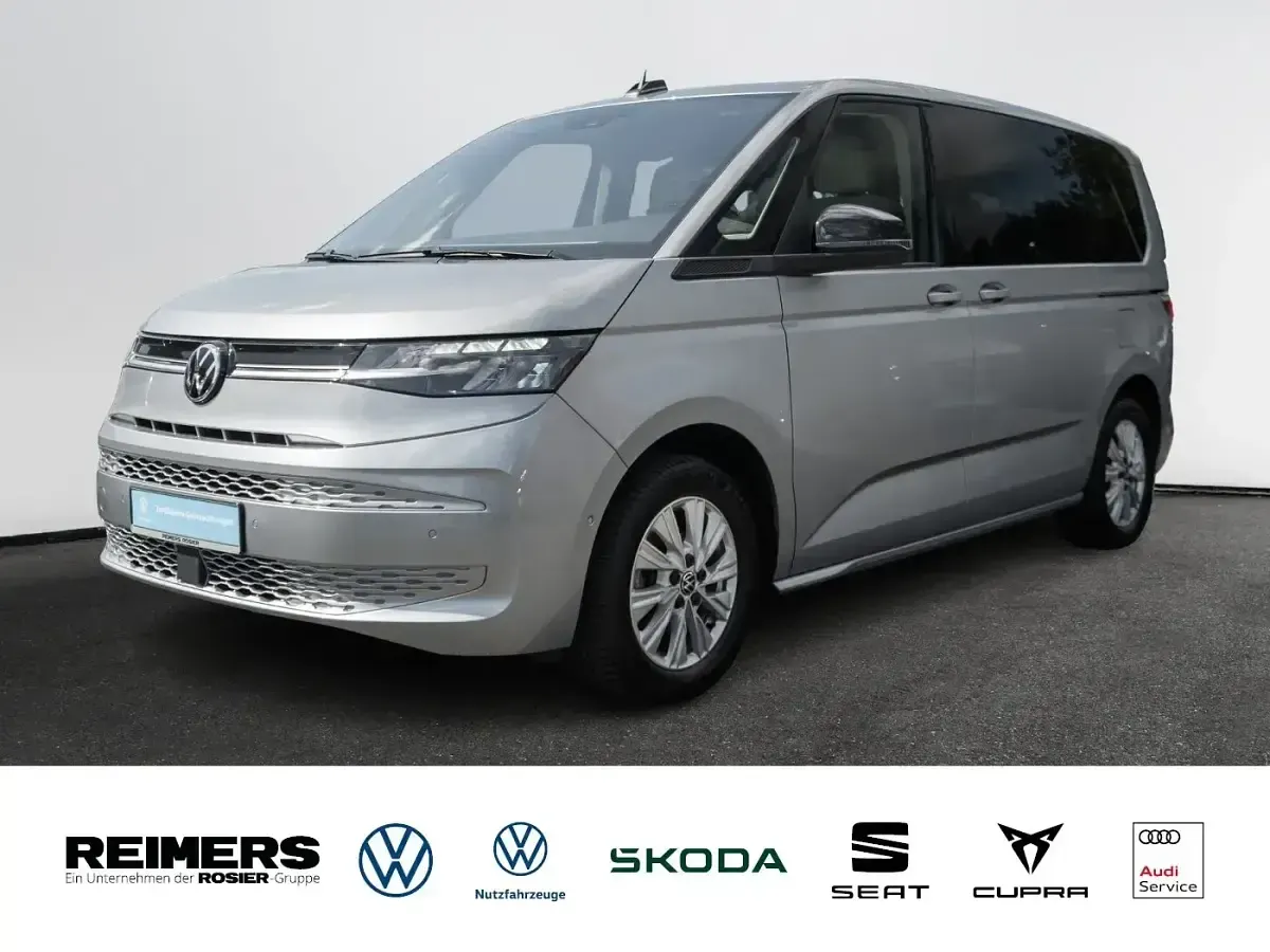 Gebraucht VW Multivan Life 110 PS (80 kW) 2025 Van / Kleinbus