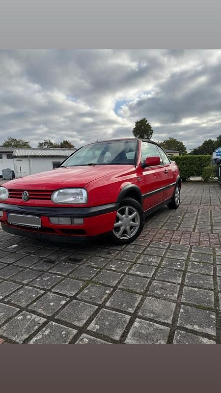 Gebraucht VW Golf 115 PS (84 kW) 1994 Rot Cabrio