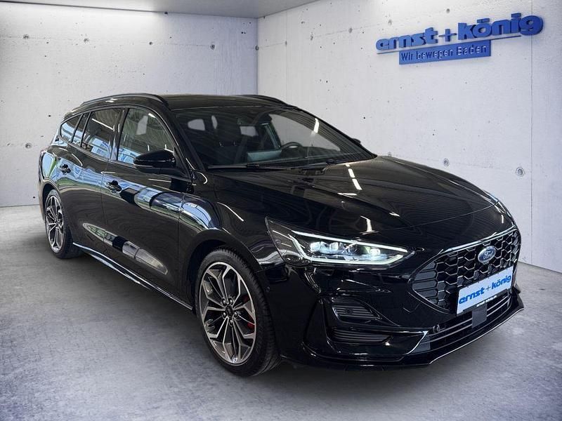 Gebraucht Ford Focus ST-Line X 116 PS (85 kW) 2025 Schwarz Limousine