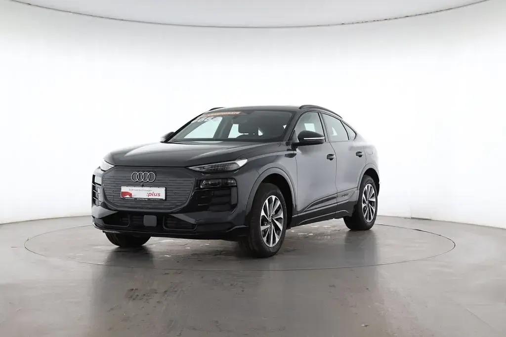 Gebraucht Audi Q6 Sportback e-tron Ambiente 185 kW (252 PS) 2025 Magnetgrau SUV
