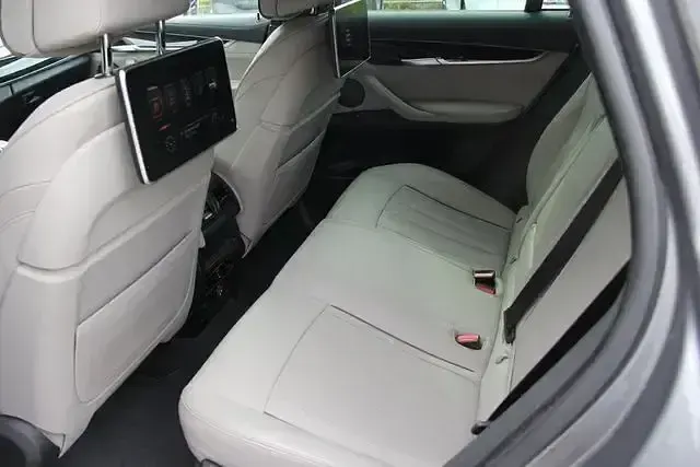 Gebraucht BMW X6 M50 Performance 381 PS (280 kW) 2017 Grau SUV