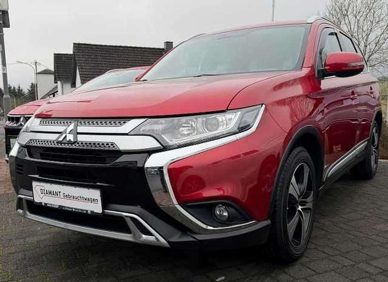 Gebraucht Mitsubishi Outlander Active 150 PS (110 kW) 2019 Karminrot SUV