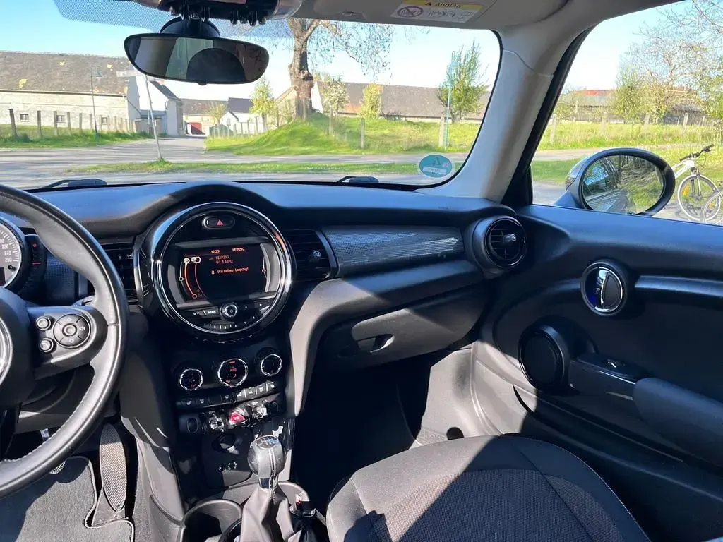Używany Mini Cooper 136 KM (100 kW) 2016 Szary Hatchback