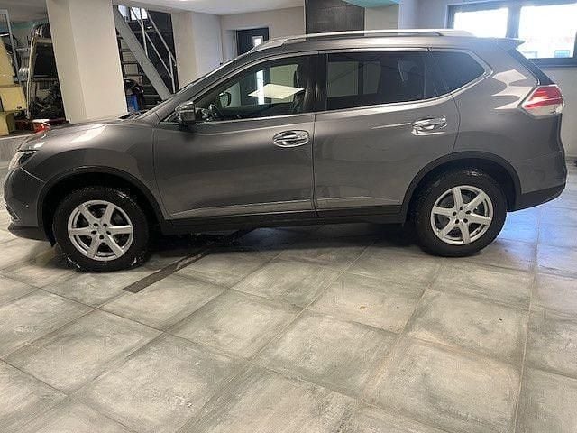 Gebraucht Nissan X-Trail Tekna 131 PS (96 kW) 2014 Silber SUV