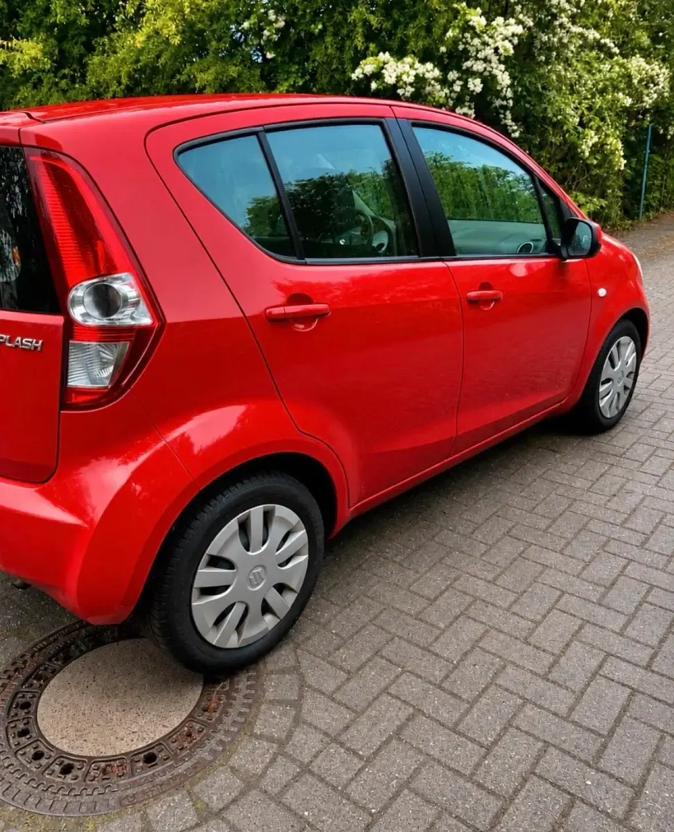 Gebraucht Suzuki Splash 65 PS (47 kW) 2010 Rot Kleinwagen