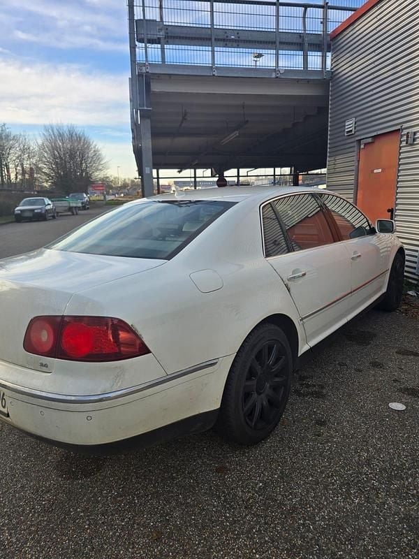 Usado VW Phaeton 239 HP (175 kW) 2009 Branco Sedan