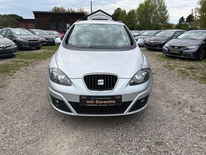 Gebraucht Seat Altea Sun 105 PS (77 kW) 2015 Silber SUV
