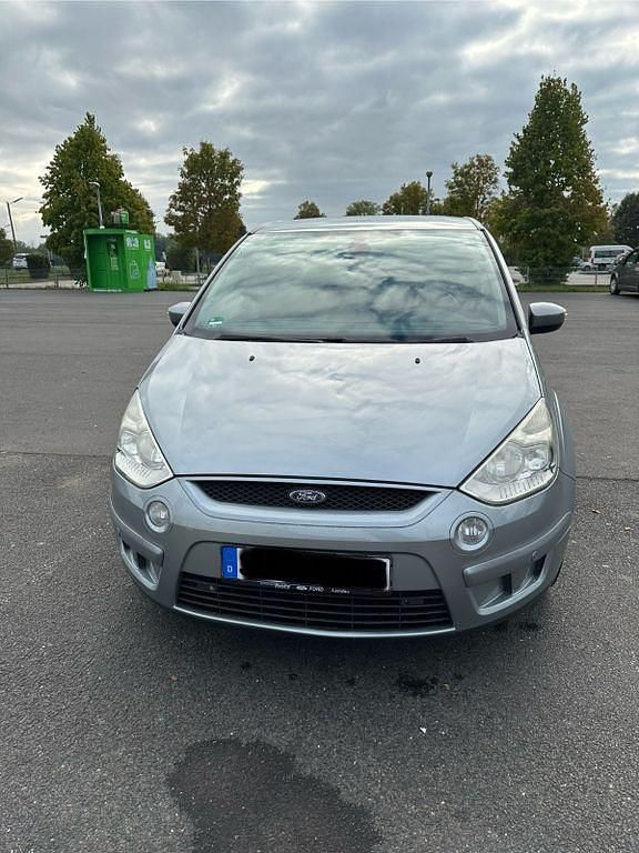 Silber Gebraucht 2008 Ford S-MAX S Van / Kleinbus | 3.990 € (Fairer Preis) - Bild 1/4