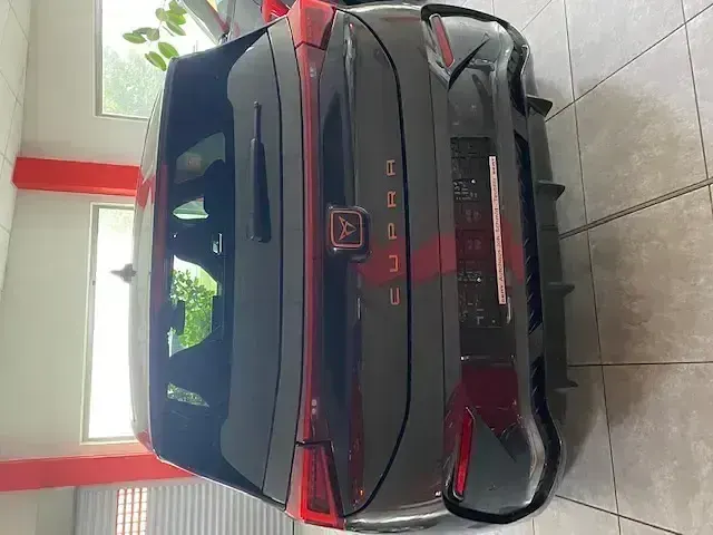 Gebraucht Cupra Born e-Boost 169 kW (231 PS) 2022 Garu (metallic) Kleinwagen