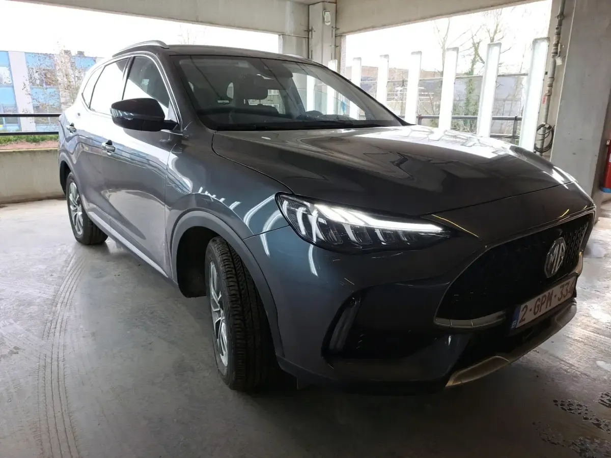 Gebraucht MG HS Comfort 162 PS (119 kW) 2024 Grau (iron oxide grey) SUV