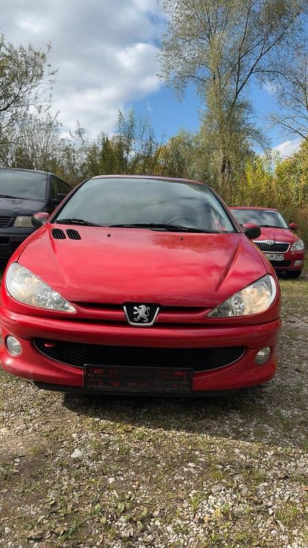 Rot Gebraucht 2008 Peugeot 206 Kleinwagen | 400 € (Superpreis) - Bild 1/4
