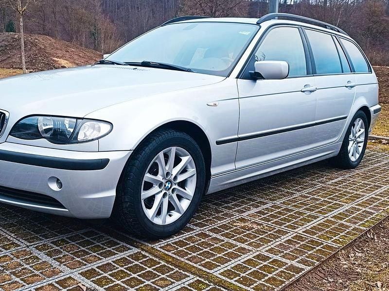 Gebraucht BMW 316 116 PS (85 kW) 2003 Silber Kombi