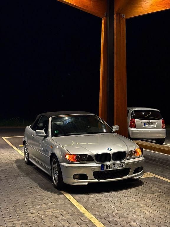 Silber Gebraucht 2004 BMW 330 Cabriolet Exclusive Cabrio | 10.000 € (Guter Preis) - Bild 1/4