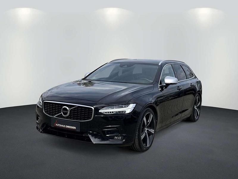 Gebraucht Volvo V90 R-Design 190 PS (139 kW) 2018 Onyx black (metallic) Kombi