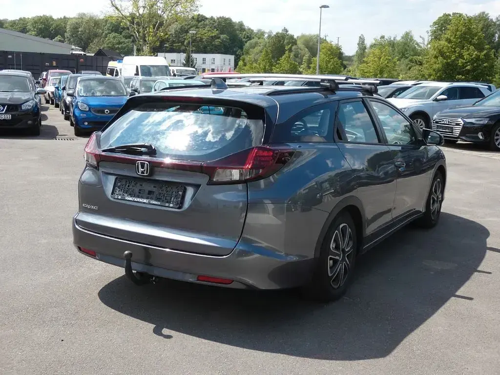 Gebraucht Honda Civic Comfort 120 PS (88 kW) 2017 Grau Kombi