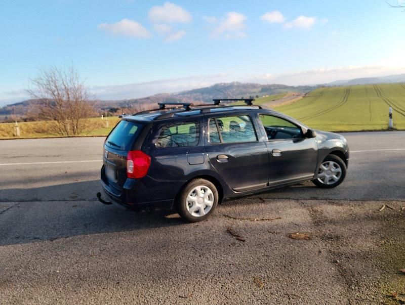 Gebraucht Dacia Logan 68 PS (50 kW) 2014 Blau Kombi