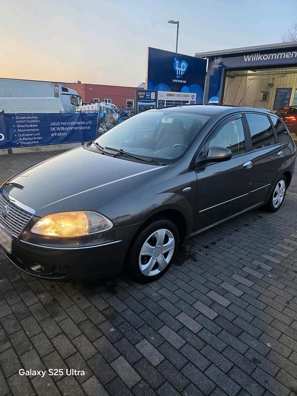 Gebraucht Fiat Croma 140 PS (102 kW) 2006 Grau Kombi