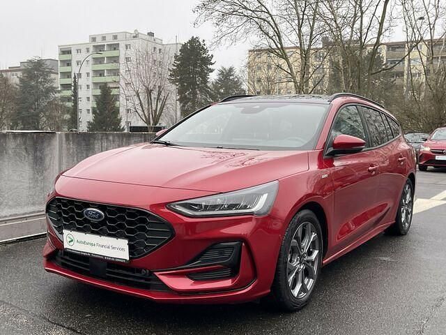 Gebraucht Ford Focus ST-Line 155 PS (114 kW) 2024 Fantastic red tc Kombi