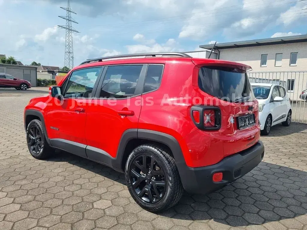 Używany Jeep Renegade 110 KM (80 kW) 2017 Czerwony SUV