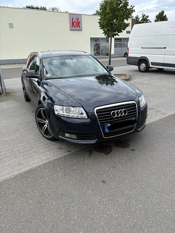 Blau Gebraucht 2009 Audi A6 Kombi | 5.000 € (Superpreis) - Bild 1/4