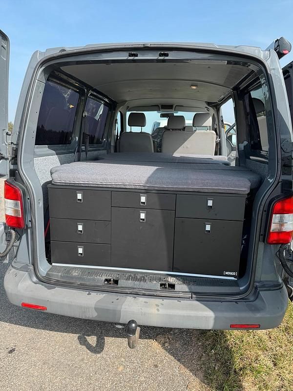 Gebraucht VW T5 140 PS (102 kW) 2010 Grau Van