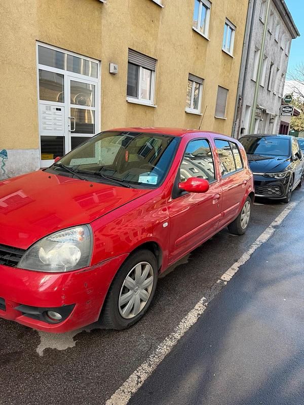 Gebraucht Renault Clio II 58 PS (42 kW) 2008 Rot Kleinwagen