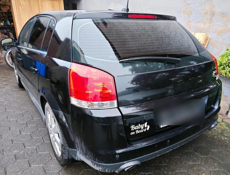 Schwarz Gebraucht 2003 Opel Signum Kombi | 1.200 € (Guter Preis) - Bild 1/2