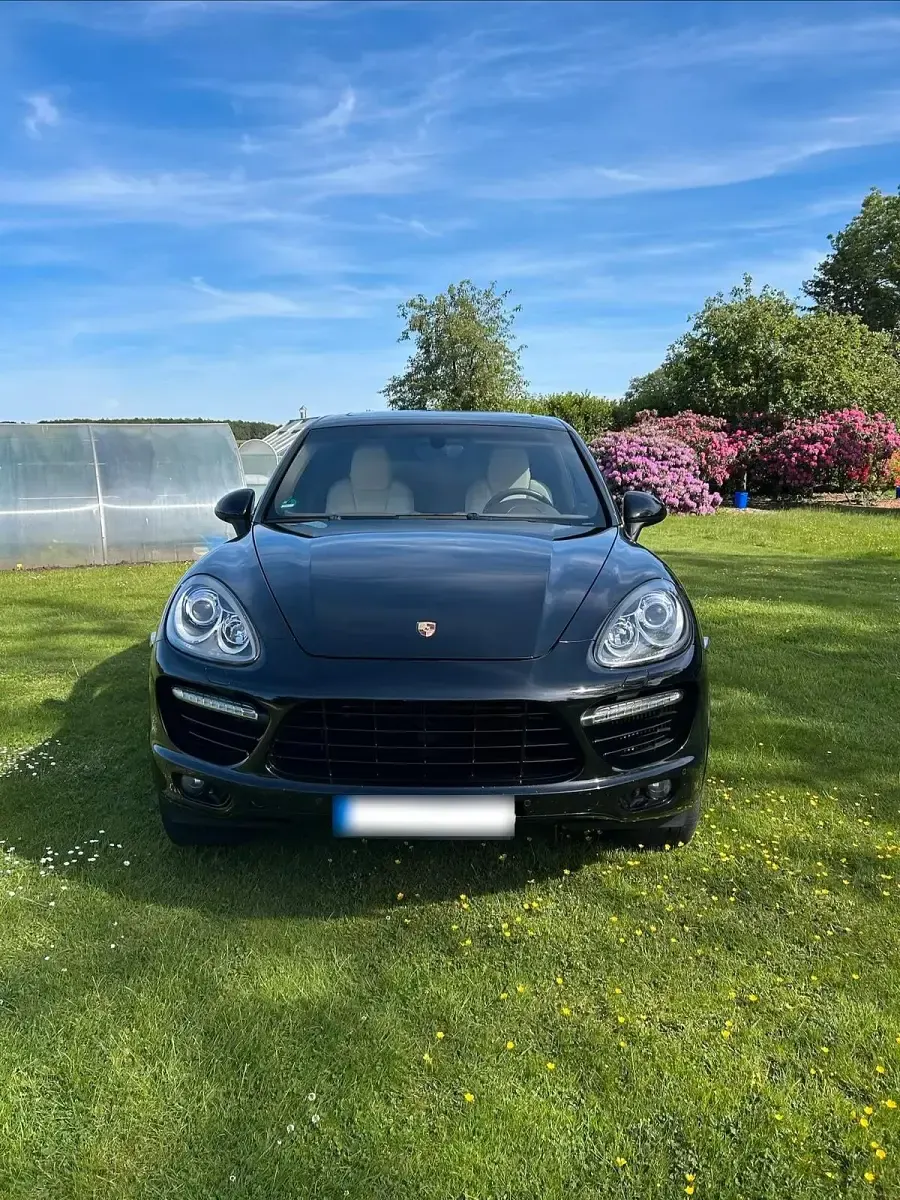 Gebraucht Porsche Cayenne 245 PS (180 kW) 2012 Schwarz SUV