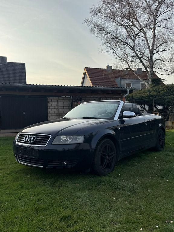Gebraucht Audi A4 Cabriolet S-Line 163 PS (119 kW) 2003 Blau Cabrio