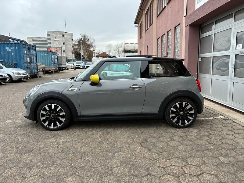 Gebraucht Mini Cooper SE 135 kW (184 PS) 2020 Grau Kleinwagen