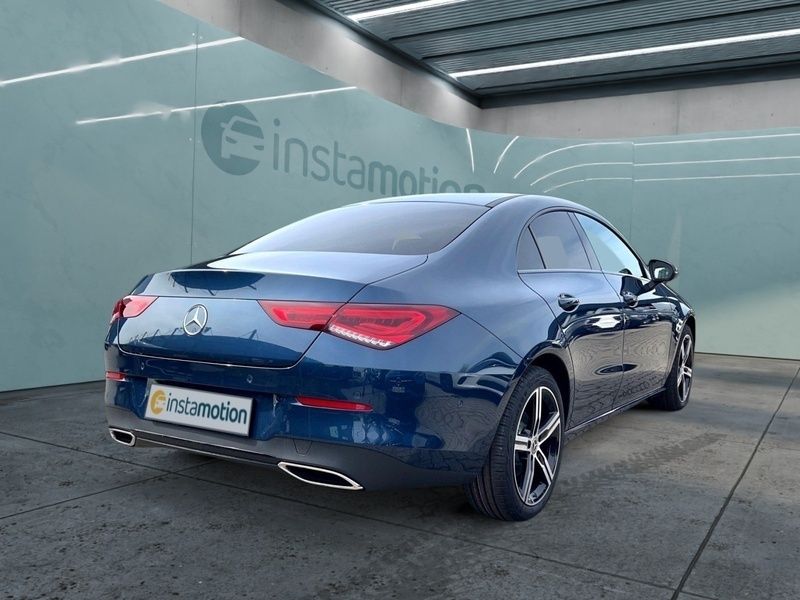 Gebraucht Mercedes CLA180 Progressive 136 PS (100 kW) 2022 Blau Limousine