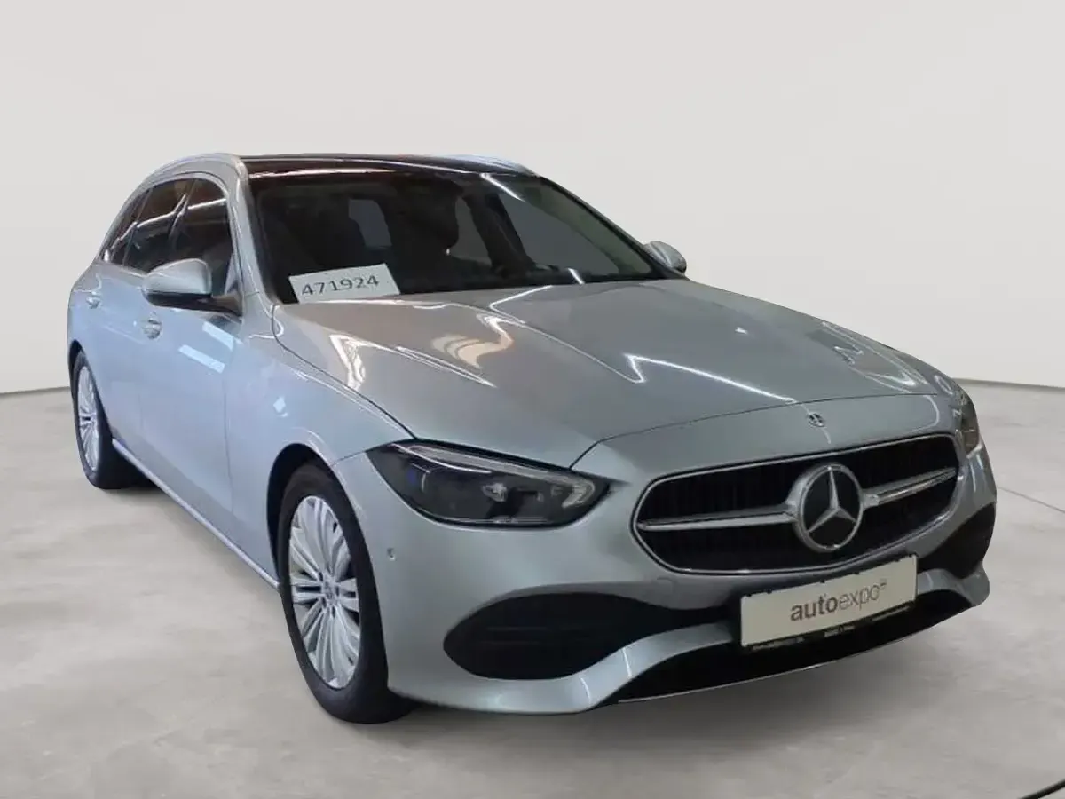 Gebraucht Mercedes C200 Avantgarde 163 PS (119 kW) 2023 Kombi